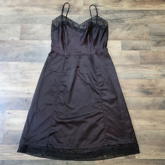 Vintage Barbizon Enchant Black Lace Satin Slip Dress Size 16 - Picture 2 of 7